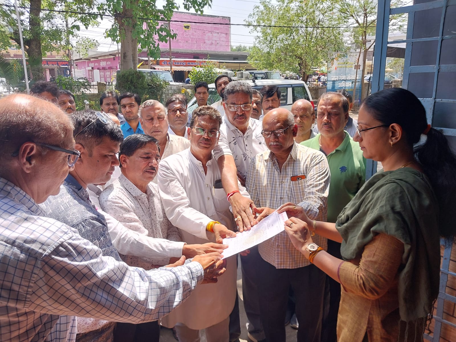 सिंगोली में जैन संतो पर हुए हमले के विरोध में जैन श्वेतांबर समाज ने सौंपा मुख्यमंत्री के नाम ज्ञापन