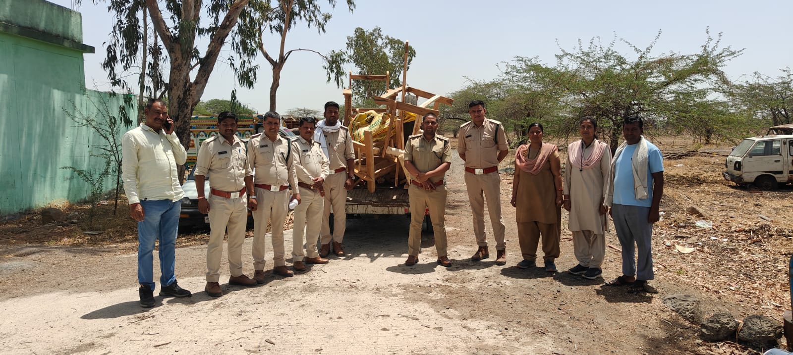 वन विभाग द्वारा वन माफियां के खिलाफ चलाये जा रहे अभियान तहत करवाई